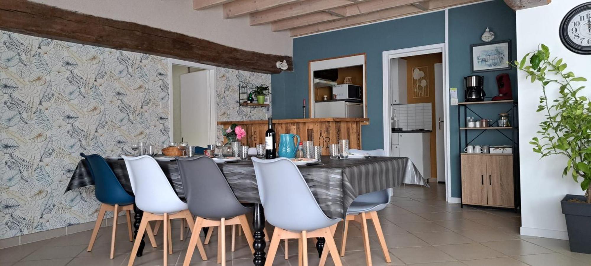 Gîte La Grange, lits fait à l'arrivée, serviettes de toilettes, piscine partagée, 25 min de Beauval, 4 km de Chenonceau Saint-Georges-sur-Cher Extérieur photo